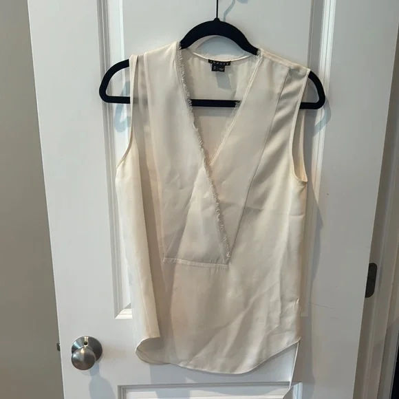 Theory crossover silk top - Picture 4 of 6